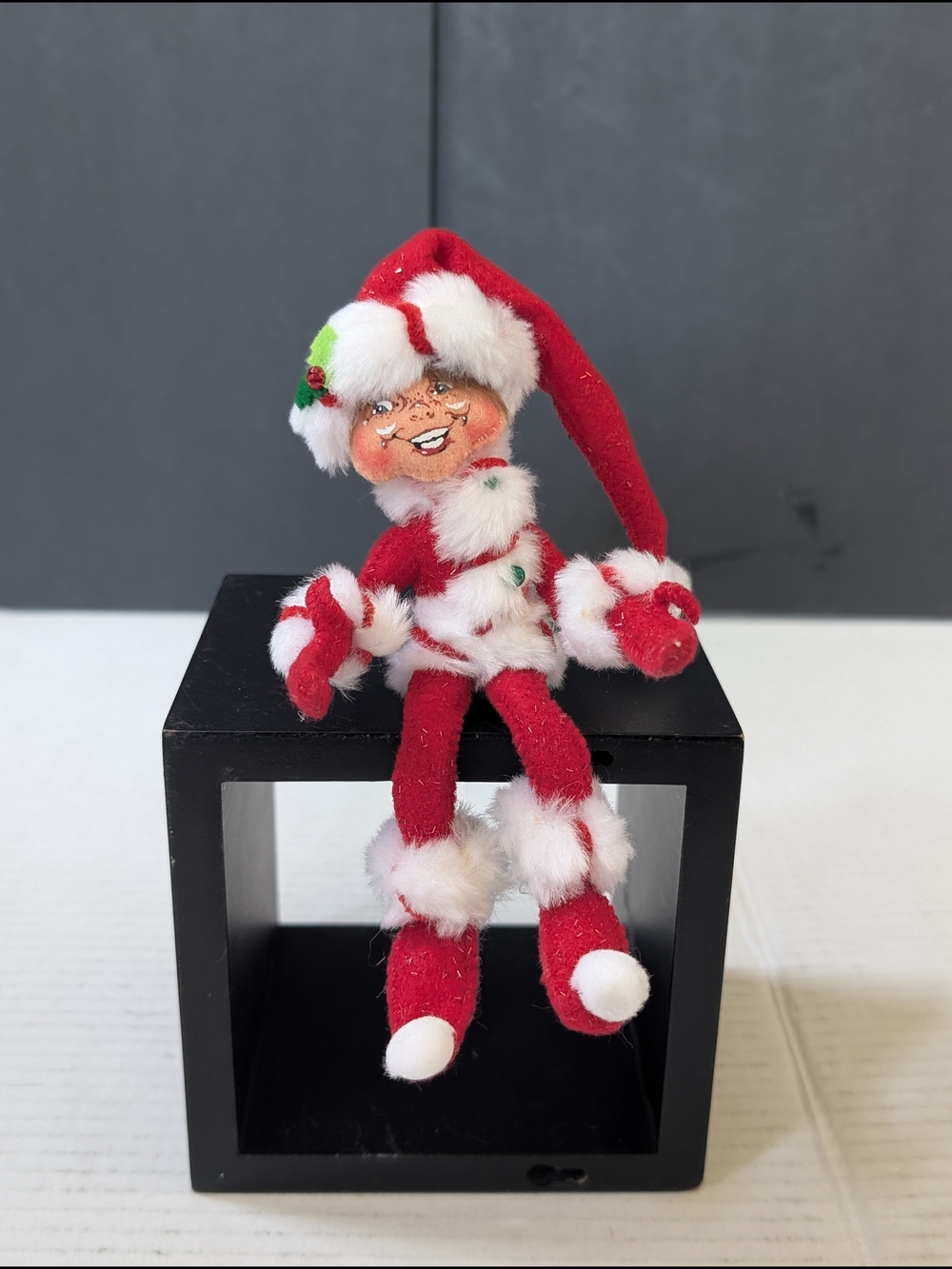 Annalee Mobilitee doll Christmas peppermint twist elf 2008 red and white
